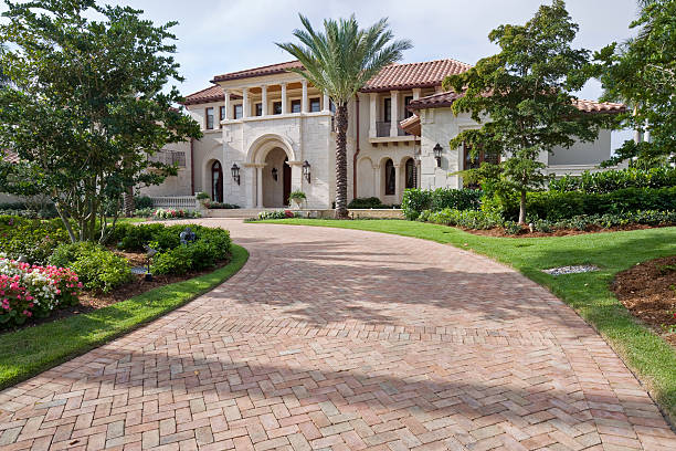 Cobblestone Driveway Pavers in Escanaba, MI